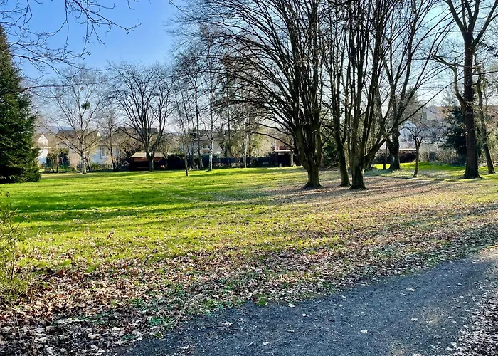 Διαμέρισμα By The Park, For Bike Lovers